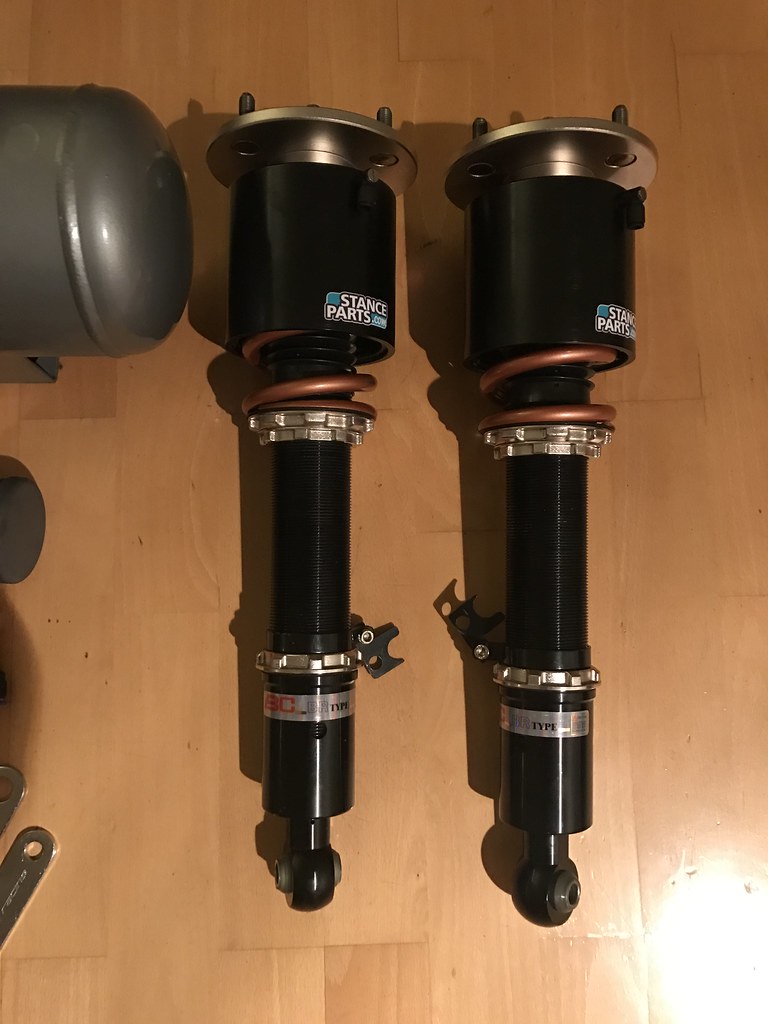 Suspension BC Racing Coilovers + Swift Springs + Stanceparts Air Cup System