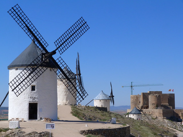 Cerro Calderico de Consuegra (Toledo) - Ruta de Don Quijote de La Mancha en coche
