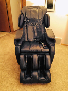FUJI FJ-4900 Massage chair