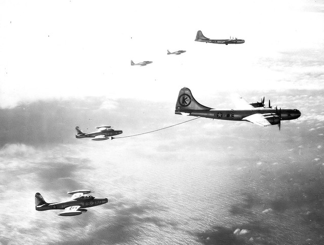 43d_Air_Refueling_Squadron_KB-29M_Superfortresses_refueling_F-84s_1953