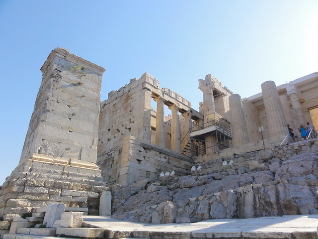 Viajar a Grecia en tiempos revueltos. - Blogs de Grecia - ATENAS. Acrópolis, Museo, Ágora griega, Templo Zeus Olímpico, etc. (5)