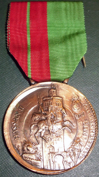 Ordres et medailles militaires marocains 32878390284_1f926f9e27_b