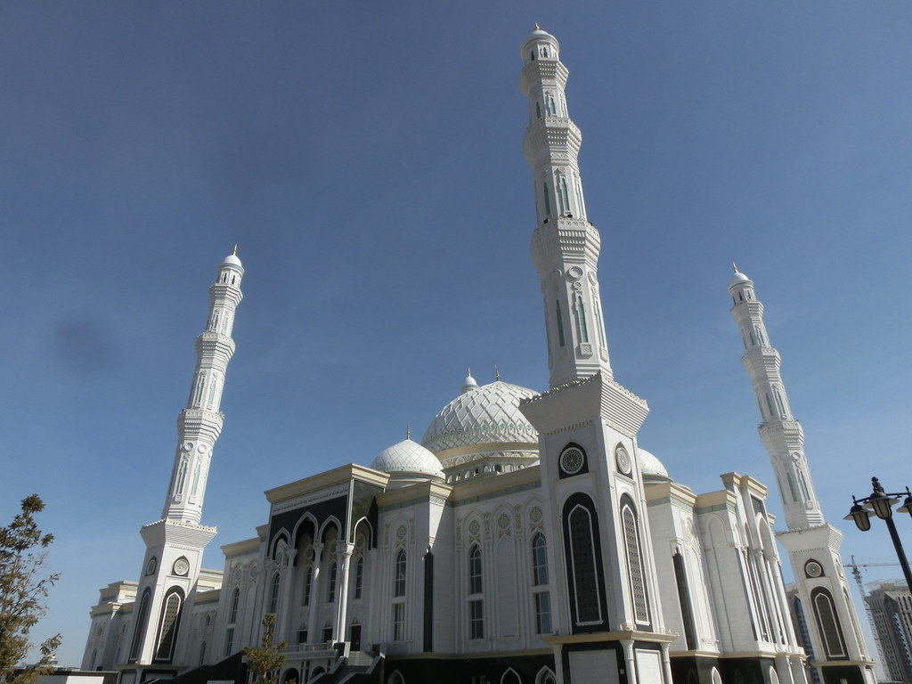 мечеть в Астане