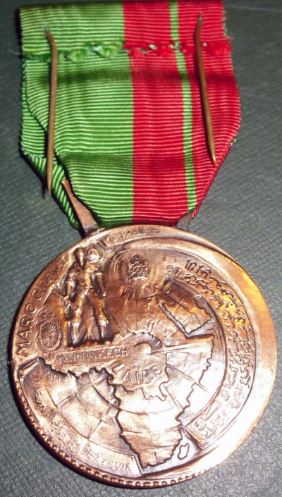 Ordres et medailles militaires marocains 32878394944_d702015a02_o