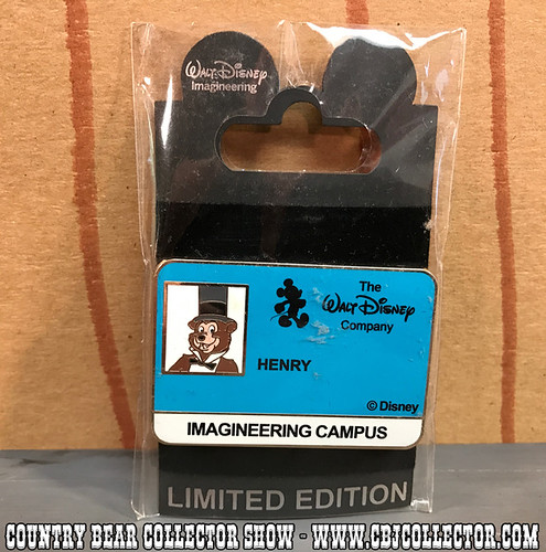 2013 Disney Imagineering Henry ID Badge Pin - Country Bear Collector Show #091