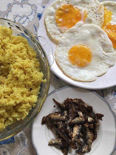eggs, tawilis, rice
