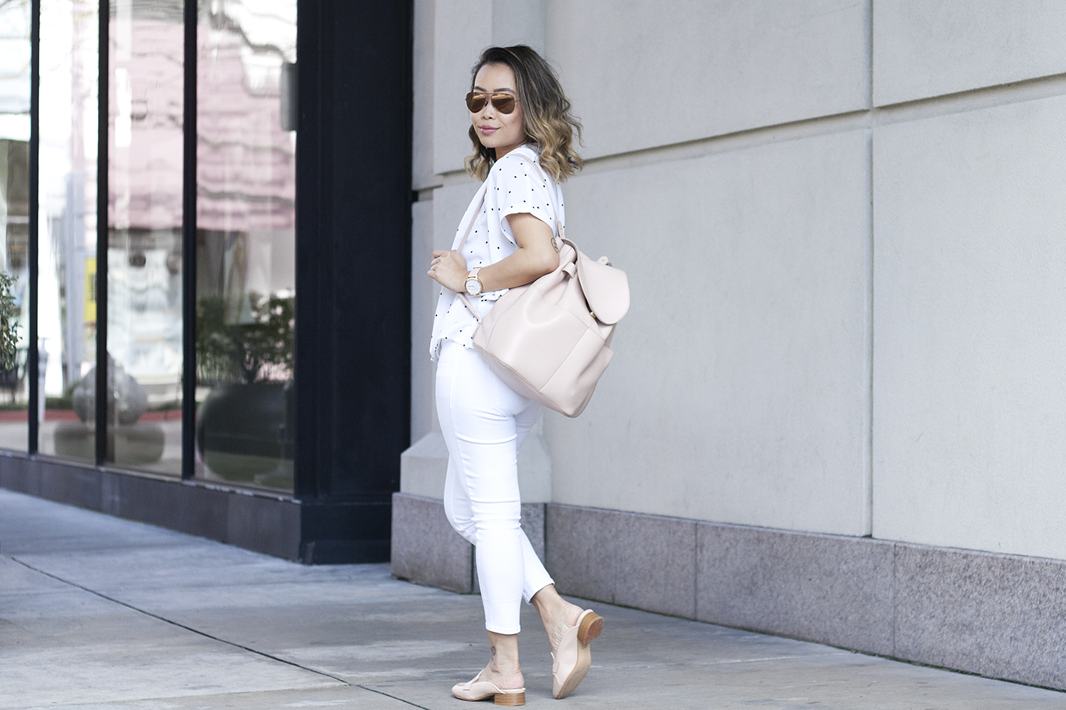 01cuyana-backpack-blush-white-sf-fashion-style