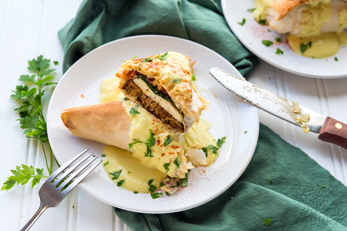 Need a fun brunch recipe? These Tofu Benedict Fillo Pockets are equal parts fancy and delicious! With an easy #vegan Hollandaise sauce. #dairyfree #eggfree