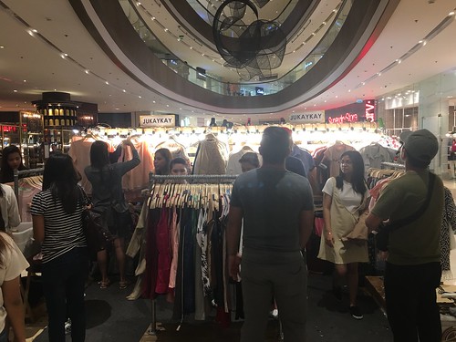 flea market in Shangrila Mall, March 2017