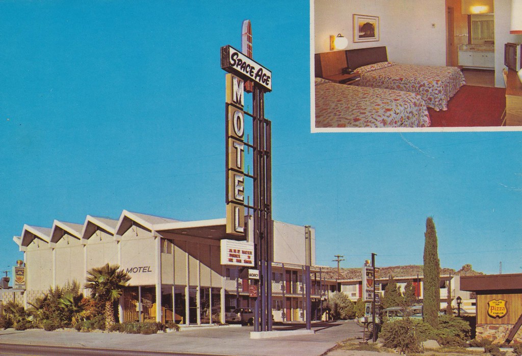 Space Age Motel - Kingman, Arizona