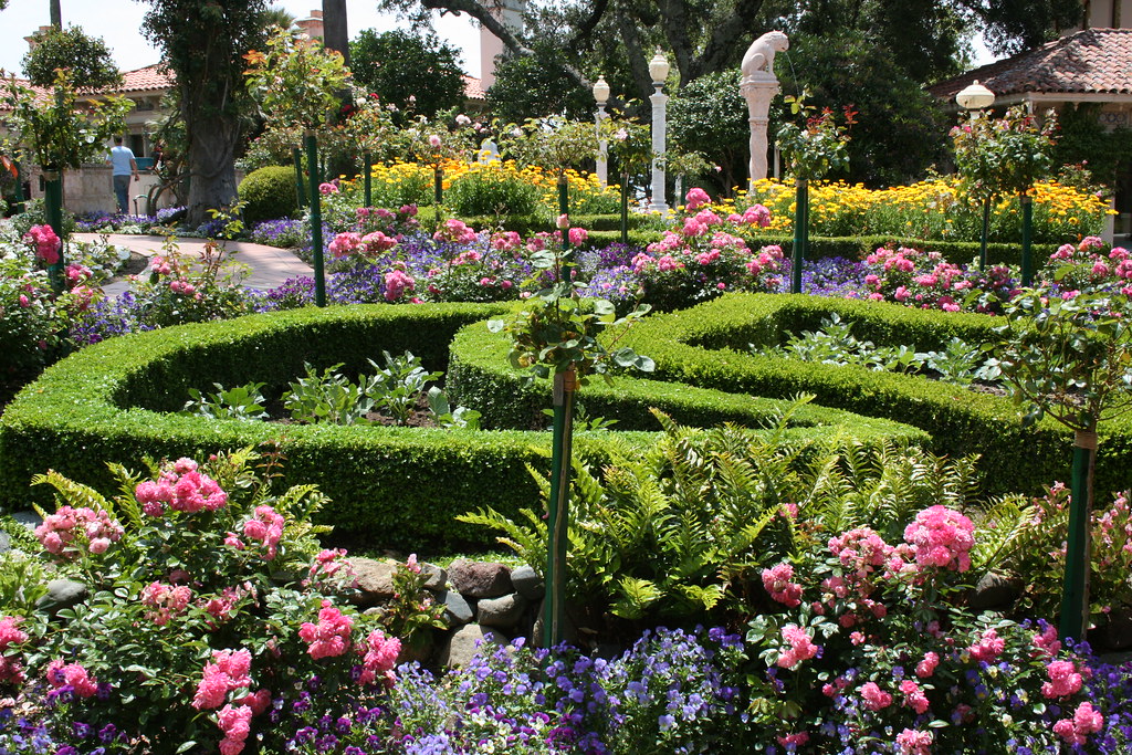 Hearst Castle - Gardens