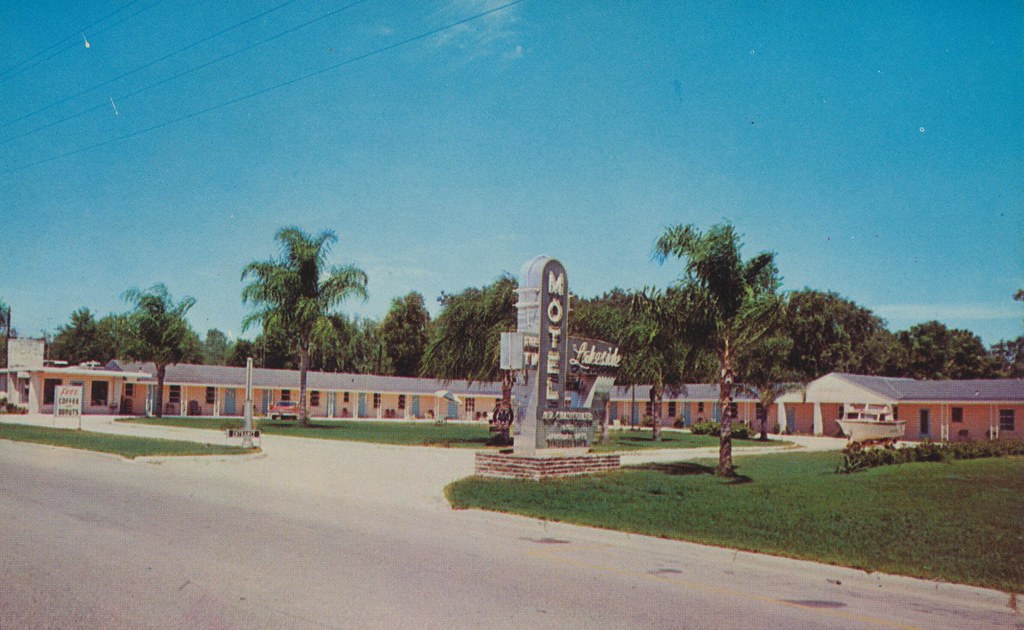 Lakeside Motel - Leesburg, Florida