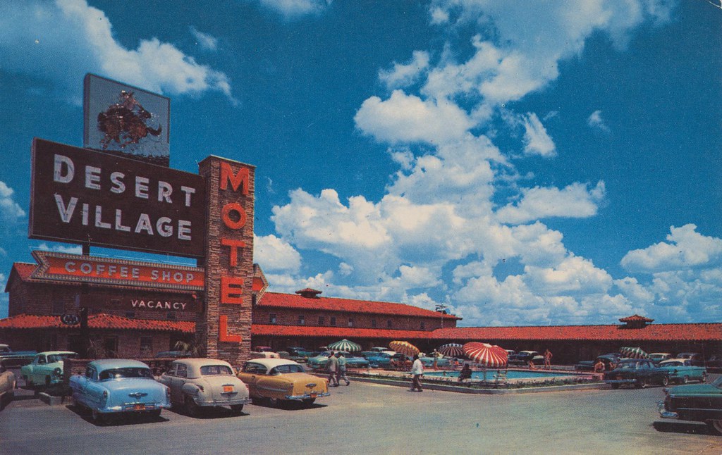 Desert Village Motel - Fort Worth, Texas