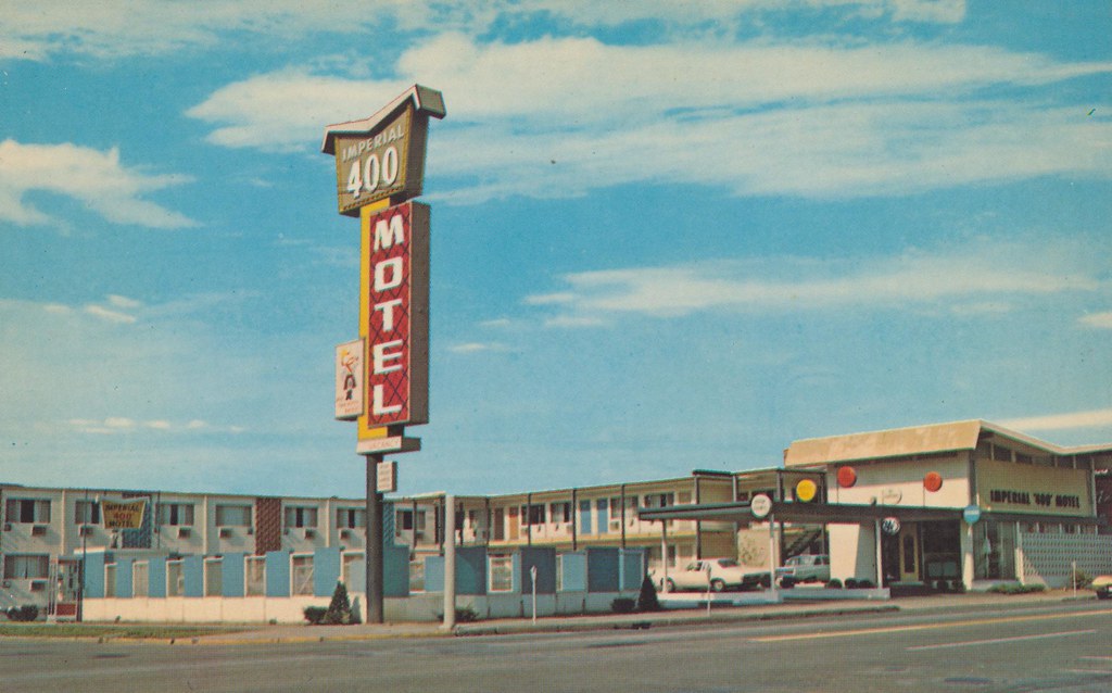 Imperial '400' Motel - Warren, Ohio