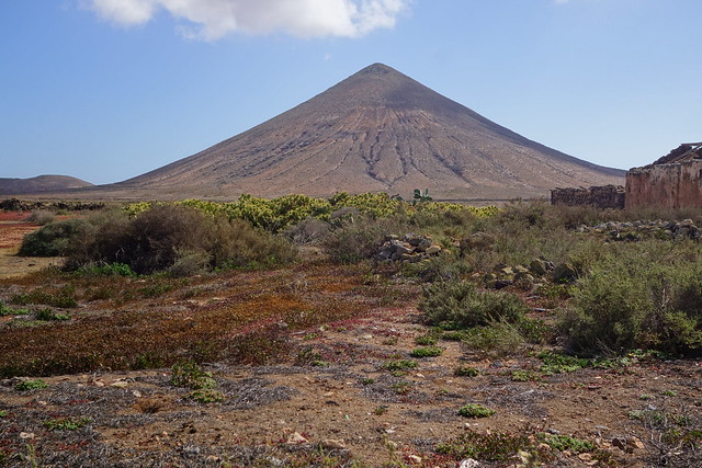 La Oliva, el Puertito de los Molinos y Volcán Calderón Hondo (ruta a pie). - Fuerteventura (Islas Canarias). La isla de las playas y el viento. (16)