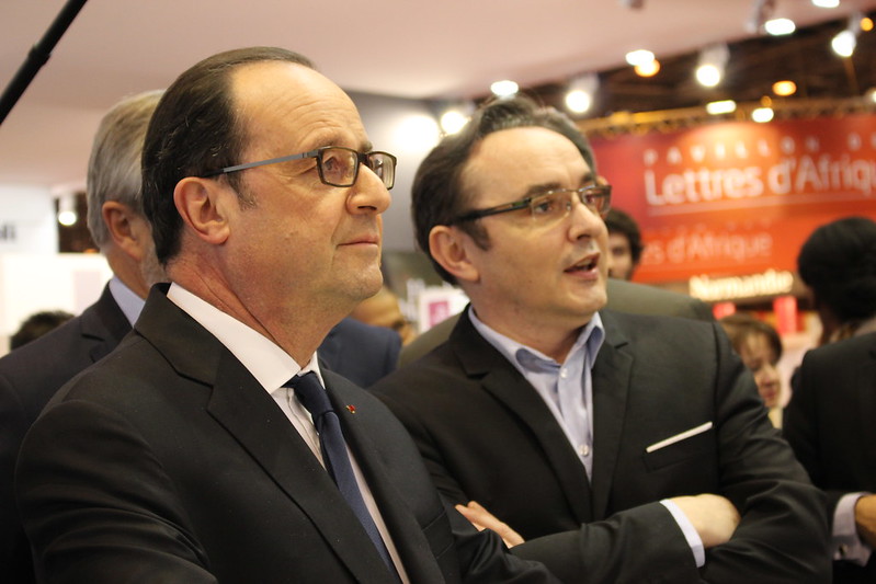 François Hollande au salon Livre Paris 2017