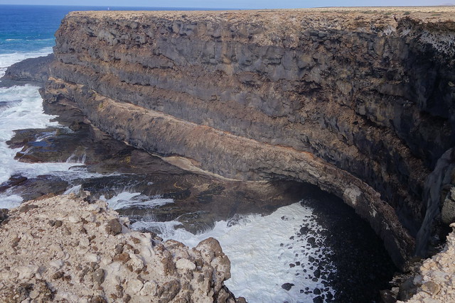 La Oliva, el Puertito de los Molinos y Volcán Calderón Hondo (ruta a pie). - Fuerteventura (Islas Canarias). La isla de las playas y el viento. (30)