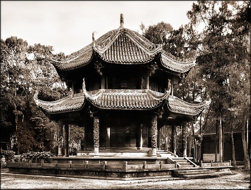 Ching_Yang_Temple,_Chentu,_China_(1908)_Ernest_H._Wilson_(RESTORED)_(4131990647)