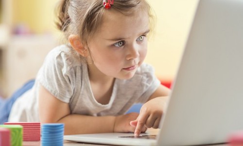 5 dicas do que os pais não devem publicar em redes sociais de seus filhos, Internet e crianças