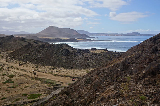 Corralejo, Islote de Lobos (vuelta a la isla, ruta a pie) y Dunas de Corralejo. - Fuerteventura (Islas Canarias). La isla de las playas y el viento. (41)