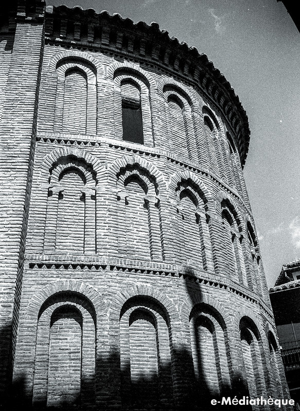 Ábside de la Iglesia de San Vicente en Toledo en agosto de 1965. Fotografía de Jacques Revault © e-Médiathèque | Médiathèque SHS de la Maison méditerranéenne des sciences de l'homme