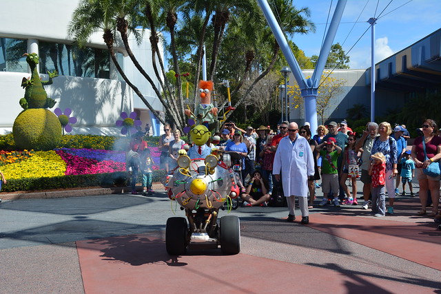 Muppet Labs Mobile Show in Future World