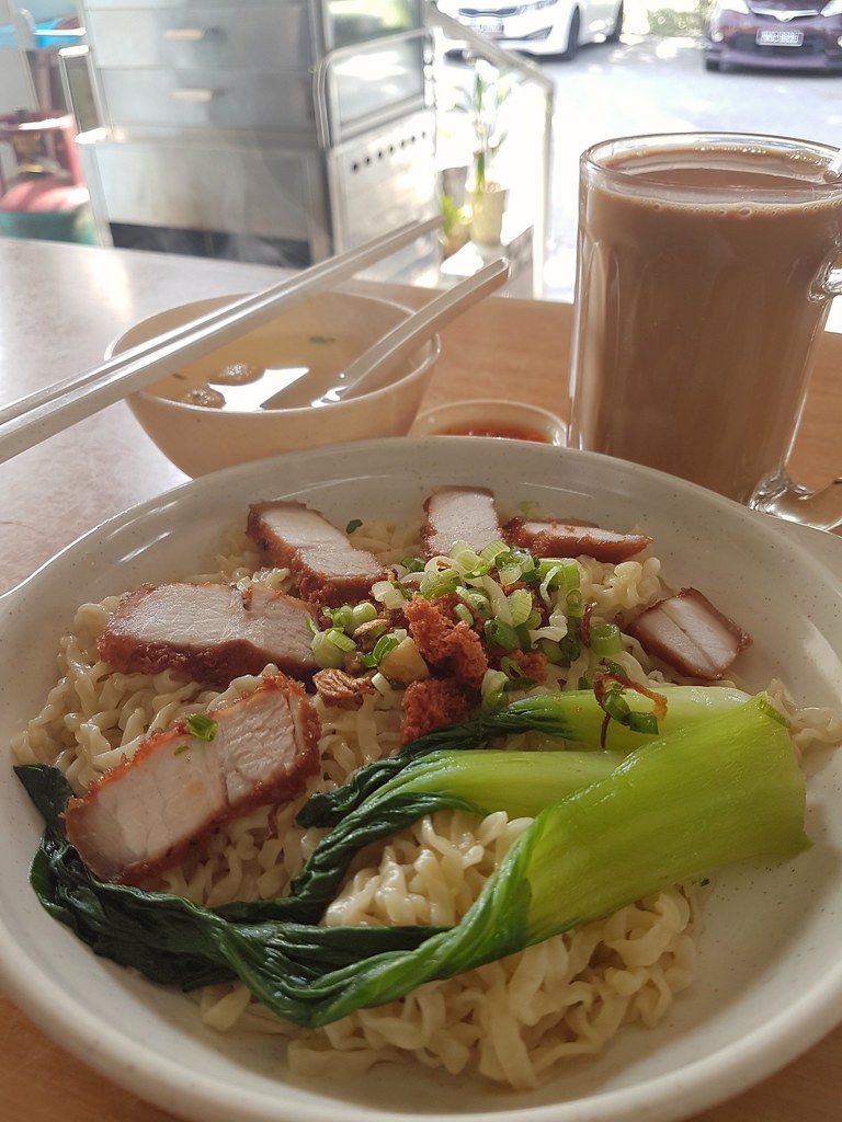 Sarawak Kolo Mee $7 @ Permai Utama E Fatt 猪肉荣茶餐室 USJ 1