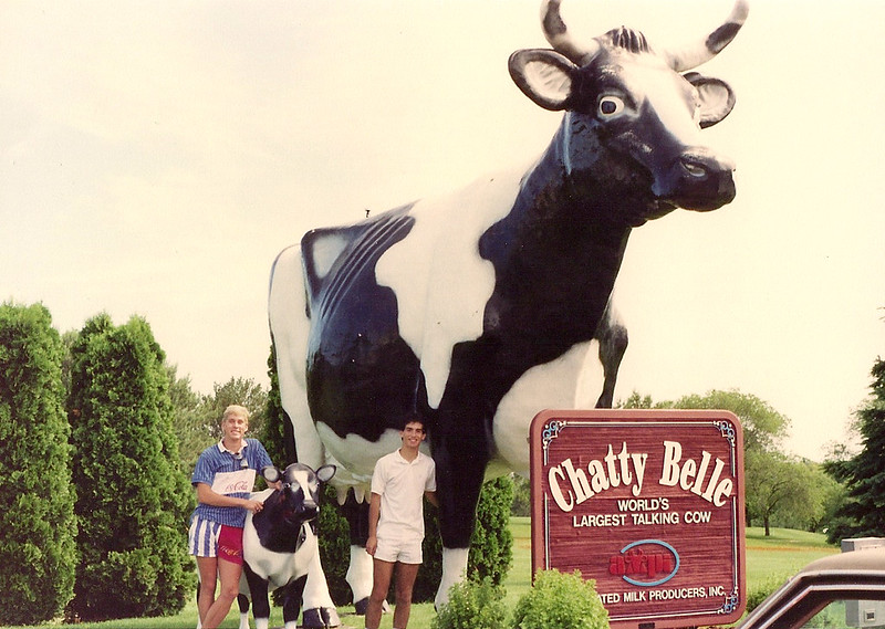 Chatty Belle, World 0;0;27;s Largest Talking Cow, Neillsville, WI