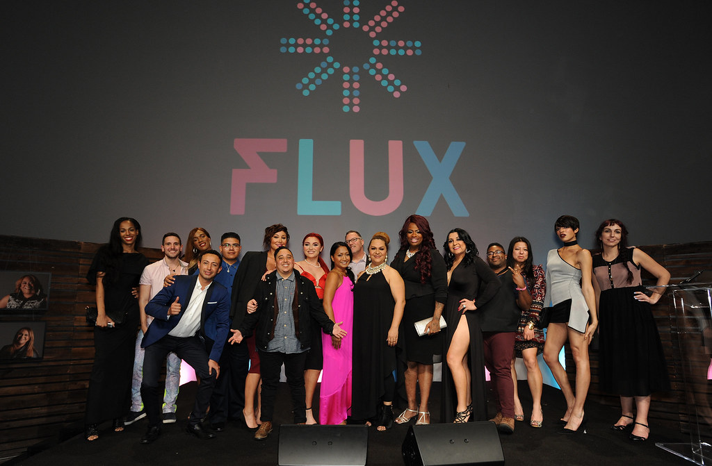 Ra mắt FLUX - ngày 11 tháng 2017 năm XNUMX