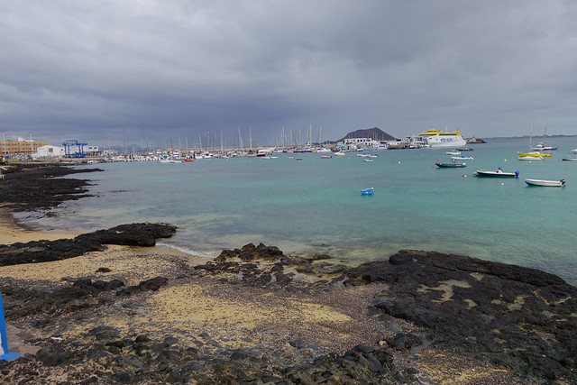 Fuerteventura (Islas Canarias). La isla de las playas y el viento. - Blogs de España - Corralejo, Islote de Lobos (vuelta a la isla, ruta a pie) y Dunas de Corralejo. (4)