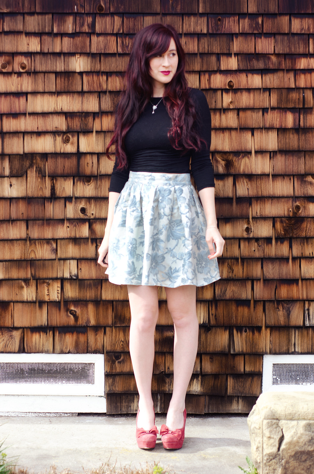 Pleated brocade skirt