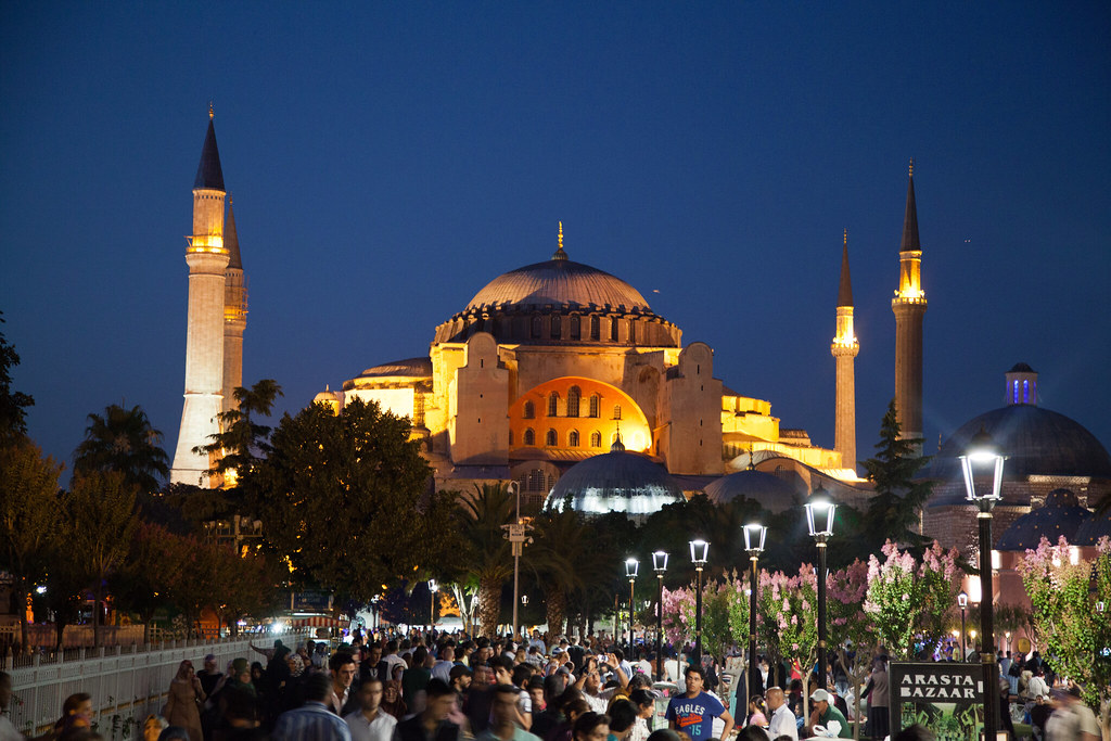 Ramadan guide in istanbul