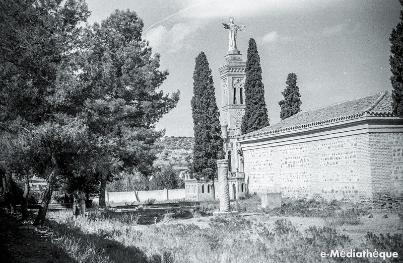 Cristo de la Vega en Toledo en agosto de 1965. Fotografía de Jacques Revault © e-Médiathèque | Médiathèque SHS de la Maison méditerranéenne des sciences de l'homme
