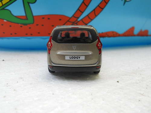 Dacia Lodgy (2012) - Keng Fai Toys4