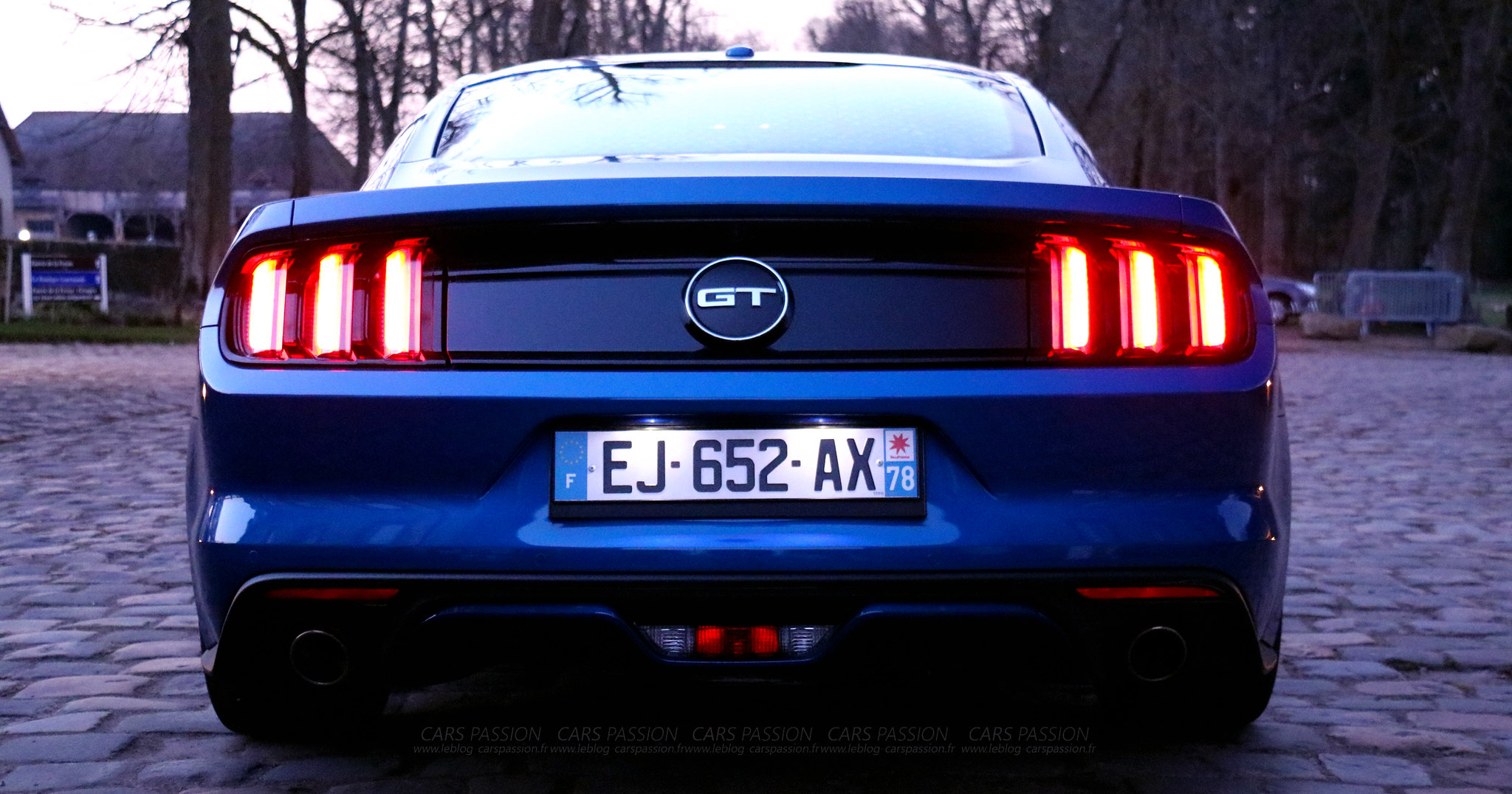 Ford-Mustang-GT-V8-Bleue-2017-(28)