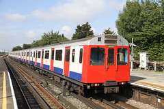 D78 7123 at Becontree station