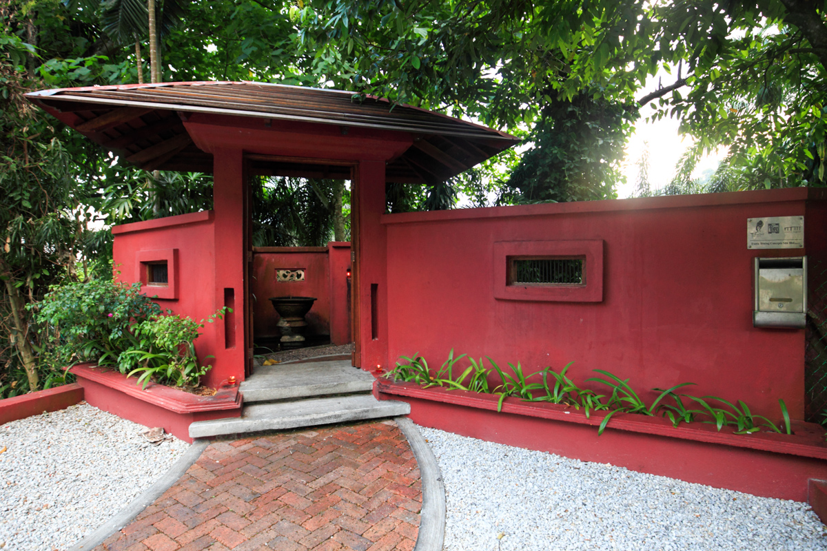 Tamarind Springs Restaurant Entrance