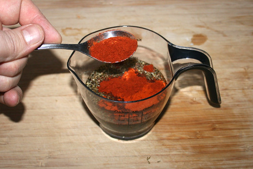 33 - Geräuchertes Paprika dazu geben / Add smoked paprika