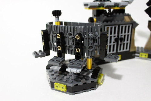 The LEGO Batman Movie Batcave Break-In (70909)