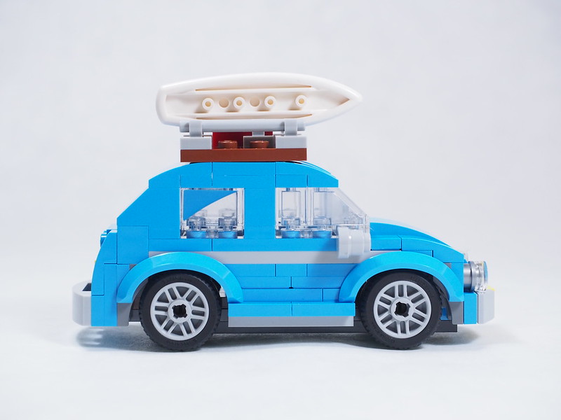Brickfinder - LEGO Mini Volkswagen Beetle (40252)