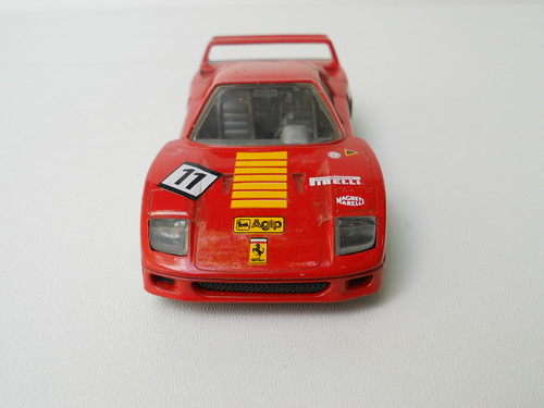 Ferrari F40 - Bburago3