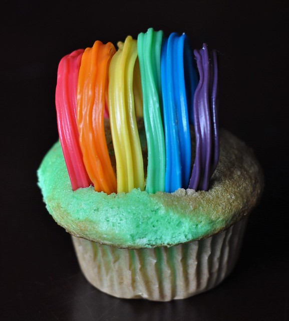 Rainbow St. Patrick's Day Cupcakes
