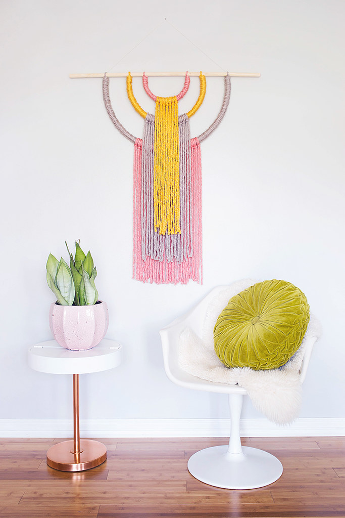 Simple Yarn Wall Hanging