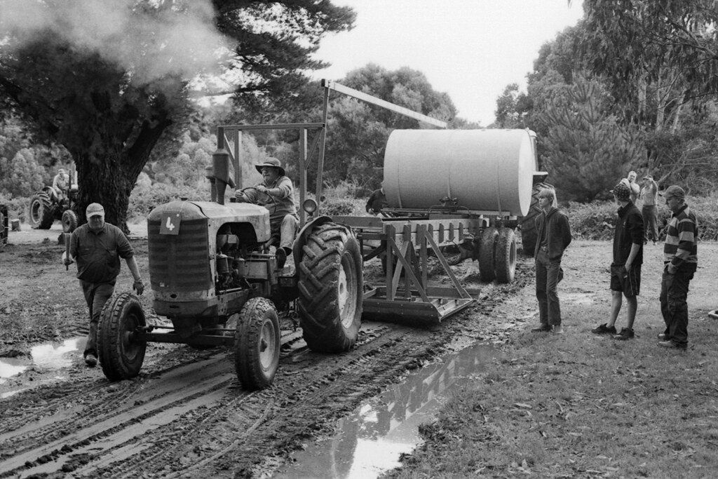 Vintage Tractor Pulling 115