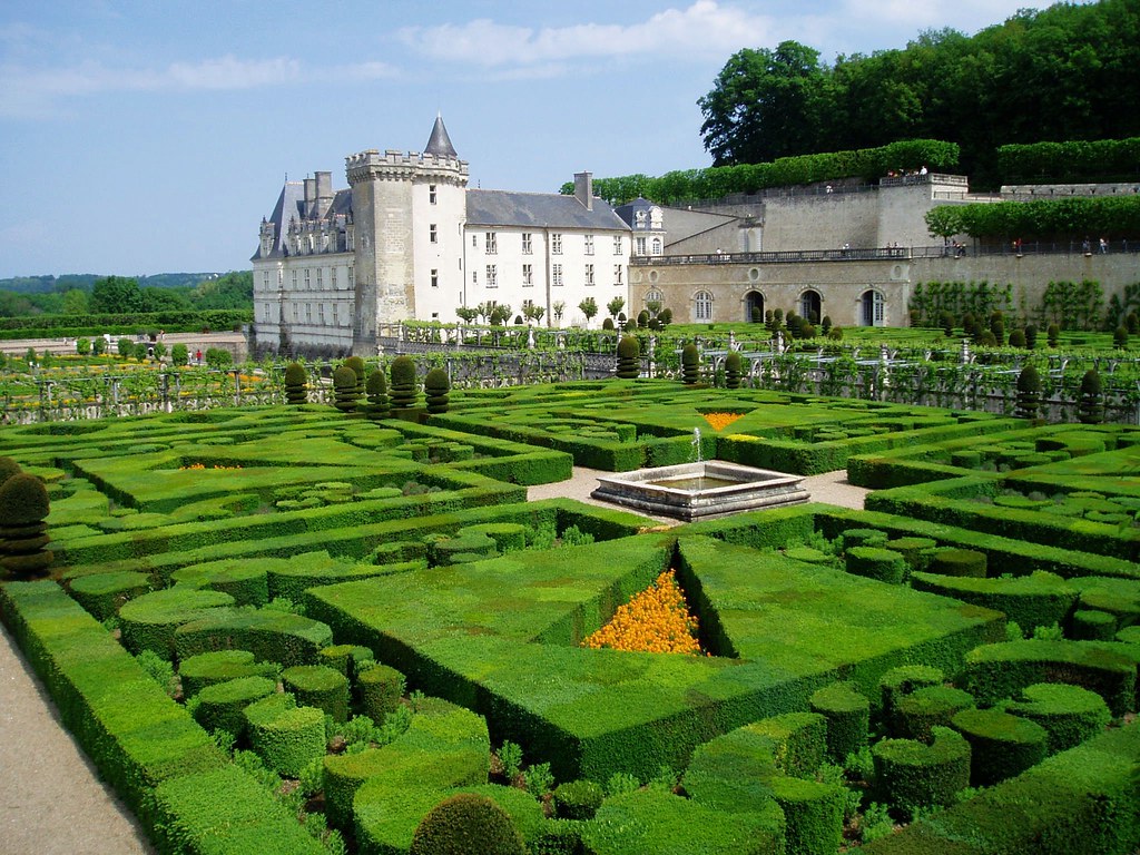 Villandry castle and its geometric French gardens (boxwood… | Flickr