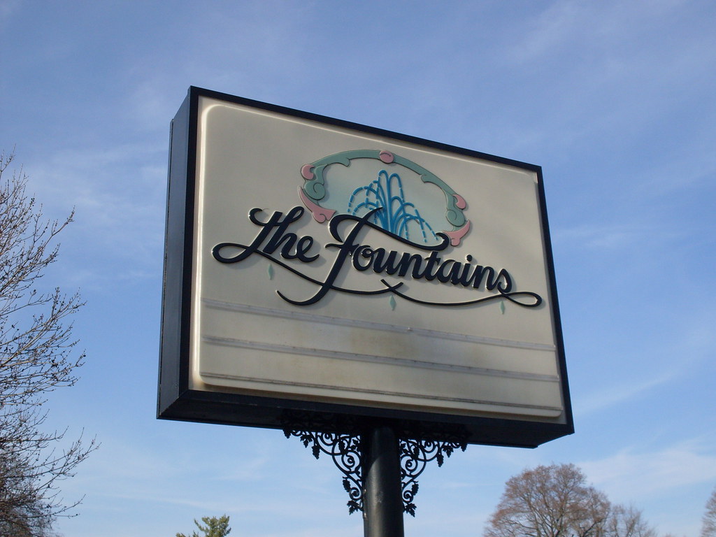 Parchment, Michigan The Fountains Banquet Hall Sign Flickr