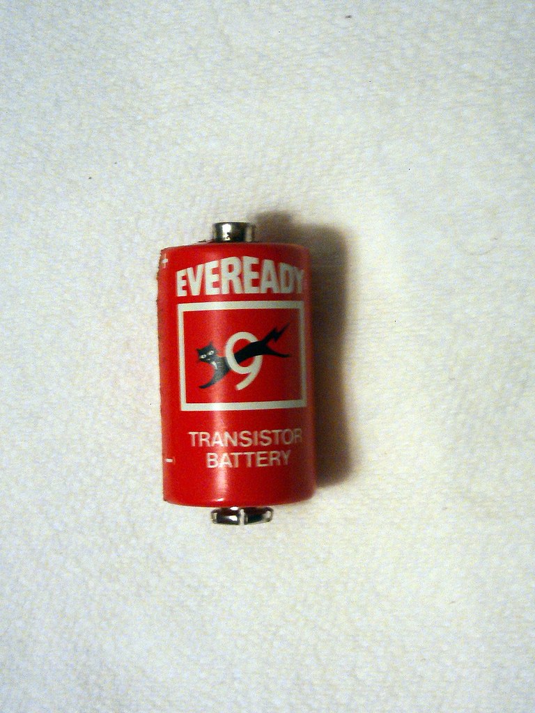 Antique 9 Volt Eveready Transistor Battery | My daughter and… | Flickr