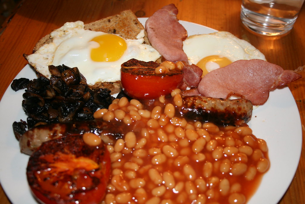 massive-fry-up-biggest-breakfast-i-ever-cooked-james-savage-flickr