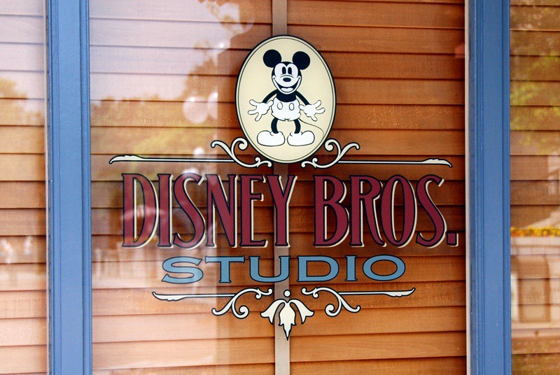 Resultado de imagen para Disney Bros. Studio