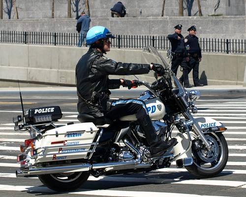 NYPD Harley Davidson Motorbike Police Officer, Bronx, New … | Flickr